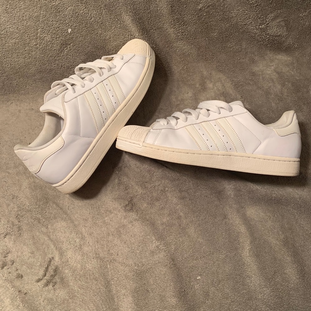 ADIDAS SHELLTOE